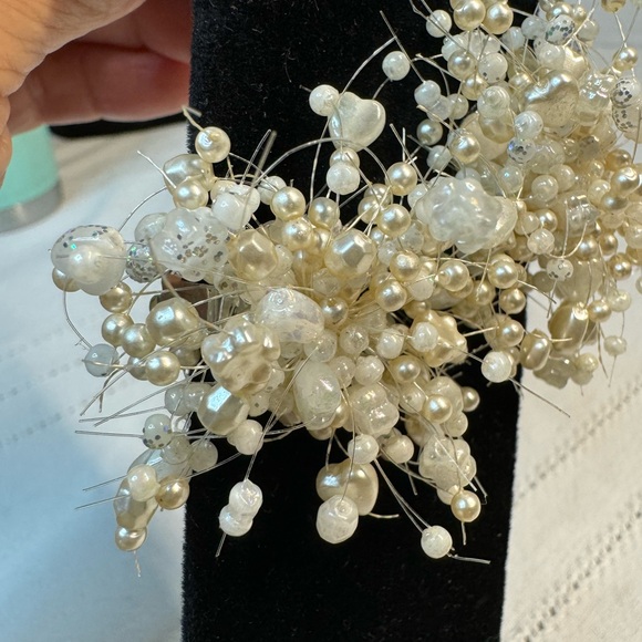 Clip on Earrings starburst fancy holiday earrings heart & round pearl shaped - Picture 3 of 5